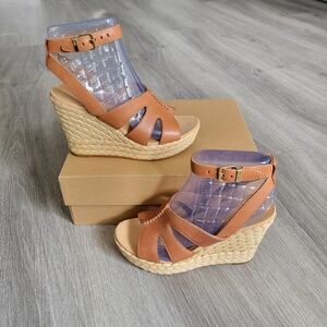 UGG Careena Heeled Sandal